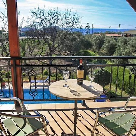 Villa Paradise *